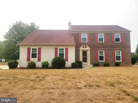 410 Eagle Nest Dr, Camden Wyoming, DE 19934