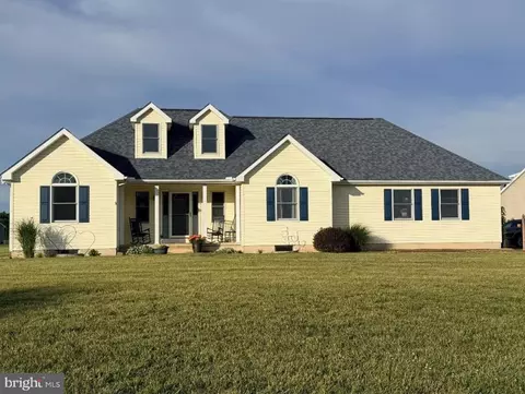 Exterior - 27 Integro Dr, Clayton, DE 19938 photo 1 of 2