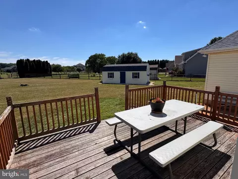 Exterior - 27 Integro Dr, Clayton, DE 19938 photo 2 of 2