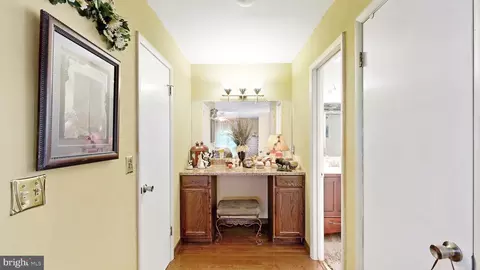Entry Way - 100 Brookfield Dr, Dover, DE 19901 photo 10 of 18