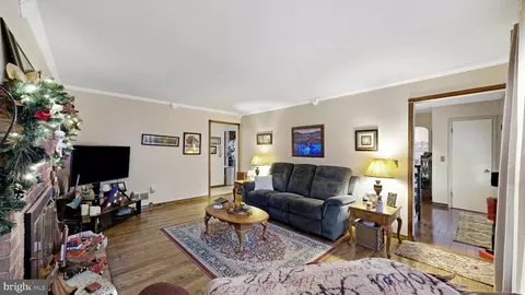 Entry Way - 100 Brookfield Dr, Dover, DE 19901 photo 1 of 18