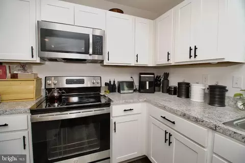 Kitchen - 106 Slate Rd, Dover, DE 19904 photo 3 of 6