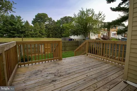 Exterior - 42 Heritage Dr, Dover, DE 19904 photo 7 of 9