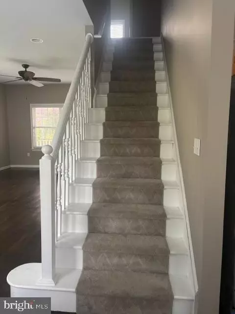 Entry Way - 545 S State St, Dover, DE 19901 photo 1 of 2