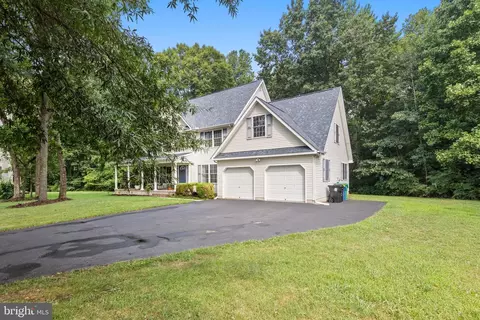Exterior - 234 Tall Tree Ct, Dover, DE 19904 photo 2 of 10