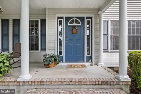 Exterior - 234 Tall Tree Ct, Dover, DE 19904 photo 5 of 10