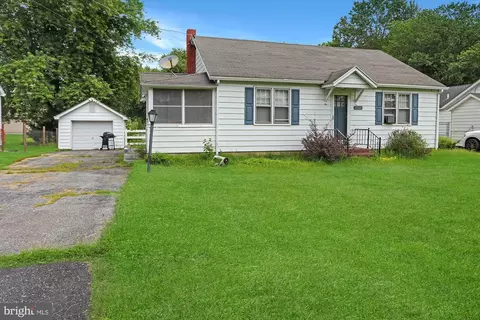 9507 Burnite Mill Rd, Felton, DE 19943