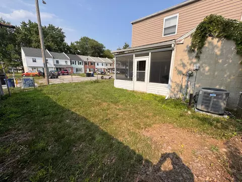 Exterior - 450 Barrister Pl, Dover, DE 19901 photo 4 of 5
