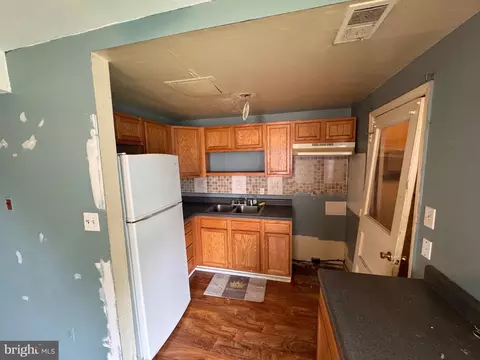Kitchen - 450 Barrister Pl, Dover, DE 19901 photo 1 of 1
