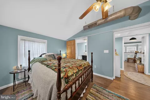 Bedroom - 104 N Bay Dr, Dover, DE 19901 photo 5 of 6