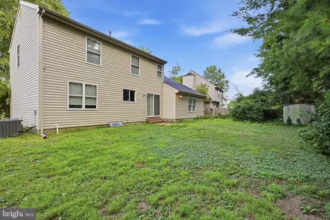 Exterior - 214 Northdown Dr, Dover, DE 19904 photo 3 of 4