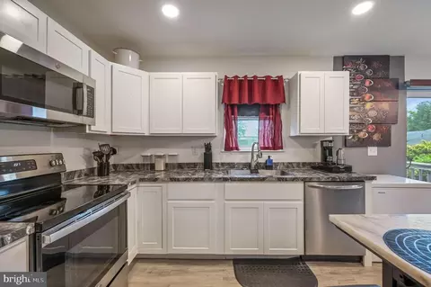 Kitchen - 407 David Hall Rd, Dover, DE 19904 photo 2 of 2