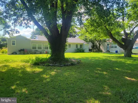 Exterior - 55 Mckee Rd, Dover, DE 19904 photo 2 of 5