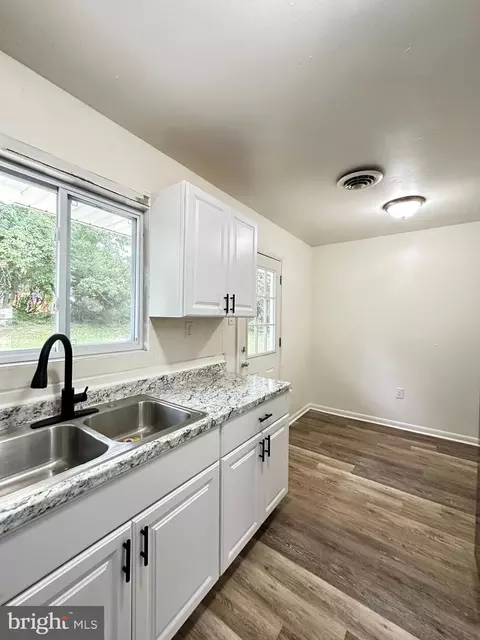 Kitchen - 105 N Governors Blvd, Dover, DE 19901 photo 2 of 2
