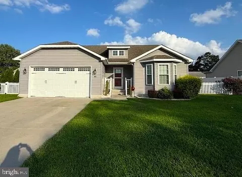 42 Waterway Dr, Frederica, DE 19946