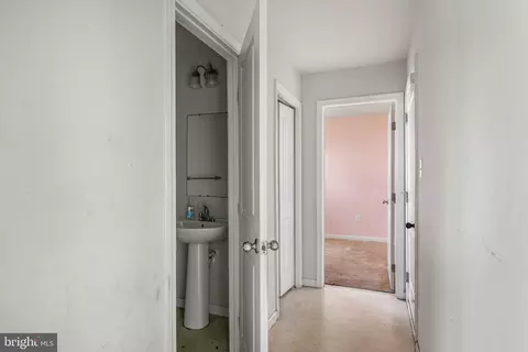 Entry Way - 600 Swallowtail Way, Dover, DE 19901 photo 2 of 3