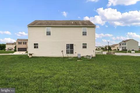 Exterior - 600 Swallowtail Way, Dover, DE 19901 photo 3 of 4