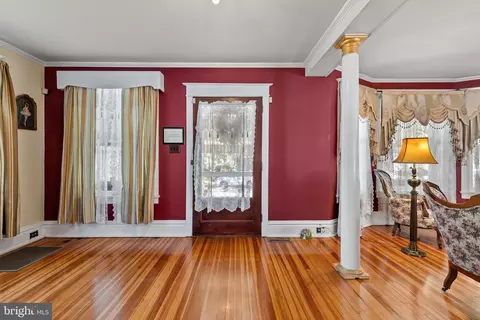 Entry Way - 224 N State St, Dover, DE 19901 photo 2 of 3