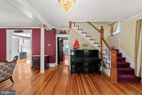 Entry Way - 224 N State St, Dover, DE 19901 photo 1 of 3