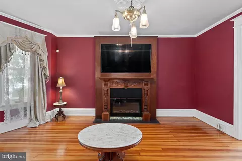 Living - 224 N State St, Dover, DE 19901 photo 1 of 4