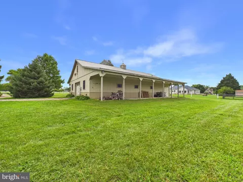 Exterior - 95 Ringside Dr, Dover, DE 19904 photo 16 of 21