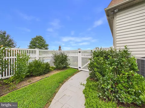Exterior - 95 Ringside Dr, Dover, DE 19904 photo 9 of 21