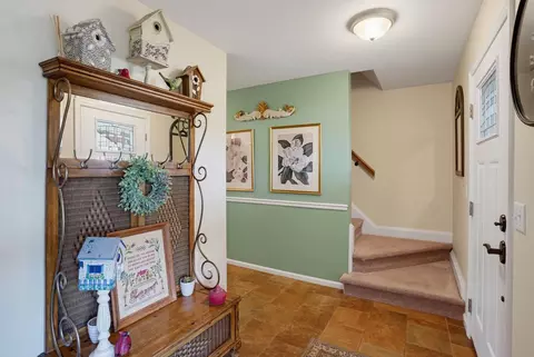 Entry Way - 36 Benson Ct, Dover, DE 19901 photo 1 of 5