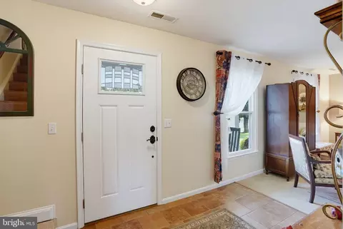 Entry Way - 36 Benson Ct, Dover, DE 19901 photo 2 of 5