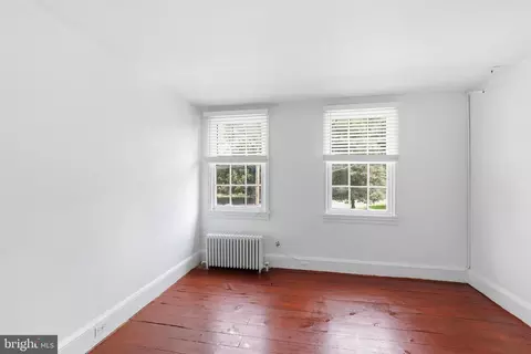 Bedroom - 109 E Division St, Dover, DE 19901 photo 1 of 6