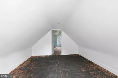 Entry Way - 109 E Division St, Dover, DE 19901 photo 2 of 2