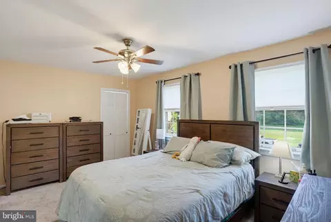 Bedroom - 25 S Turnberry Dr, Dover, DE 19904 photo 3 of 7