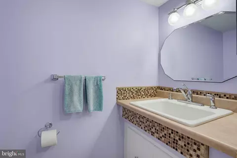 Bath - 25 S Turnberry Dr, Dover, DE 19904 photo 1 of 3
