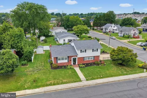View/Area - 30 Bertrand Dr, Dover, DE 19904 photo 2 of 7