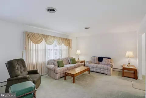 Living - 30 Bertrand Dr, Dover, DE 19904 photo 2 of 5