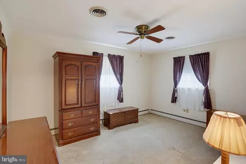 Bedroom - 30 Bertrand Dr, Dover, DE 19904 photo 4 of 6