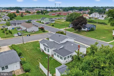 View/Area - 30 Bertrand Dr, Dover, DE 19904 photo 6 of 7