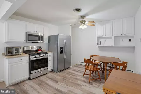 Kitchen - 30 Bertrand Dr, Dover, DE 19904 photo 3 of 4