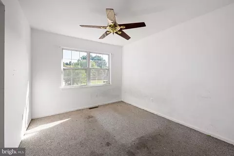 Bedroom - 247 N Caroline Pl, Dover, DE 19904 photo 5 of 7