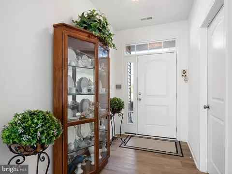 Entry Way - 112 Fairmont Ln, Dover, DE 19904 photo 1 of 6
