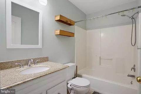 Bath - 21 Crosley Ct, Dover, DE 19904 photo 1 of 2