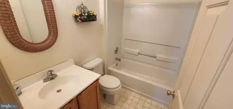 Entry Way - 28 Houston St, Dover, DE 19901 photo 3 of 3