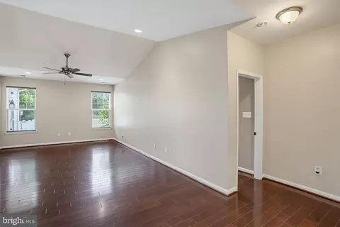 Living - 226 N Red Haven Ln, Dover, DE 19901 photo 1 of 6