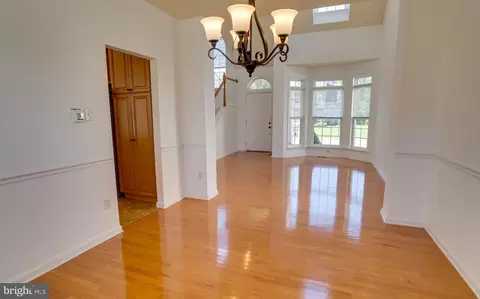 Entry Way - 219 Topaz Cir, Dover, DE 19904 photo 4 of 17