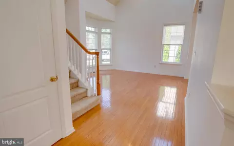 Entry Way - 219 Topaz Cir, Dover, DE 19904 photo 3 of 17
