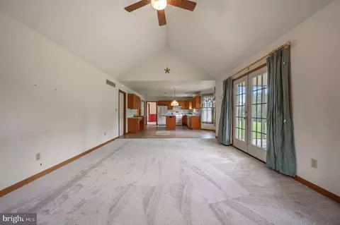 Living - 22 Dimondi Ct, Dover, DE 19901 photo 11 of 11