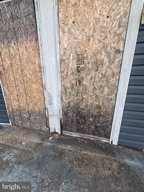 Exterior - 415 W Division St, Dover, DE 19904 photo 4 of 6