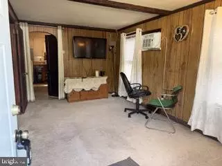 Entry Way - 40 Asbury Ave, Dover, DE 19901 photo 7 of 18