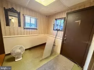 Entry Way - 40 Asbury Ave, Dover, DE 19901 photo 15 of 18