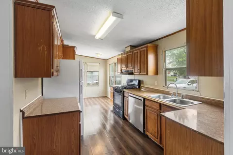 202 Persimmon Cir, Dover, DE 19901 photo 8