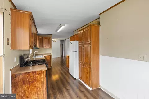 202 Persimmon Cir, Dover, DE 19901 photo 9